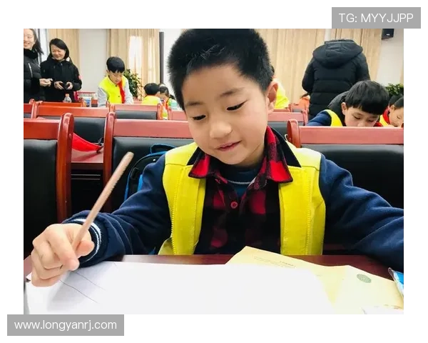 任梦:行走于尘世的神秘女子,一曲未尽的诗篇